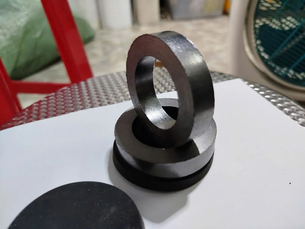 Gioăng graphite cắt CNC theo tiêu chuẩn mặt bích